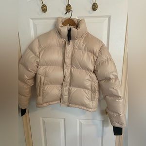 Used Aritzia Super Puff Shorty - Glossy material